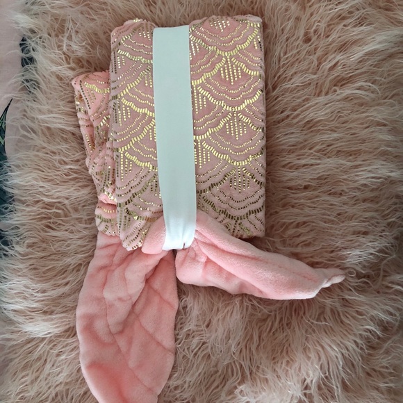 pillowfort mermaid tail blanket